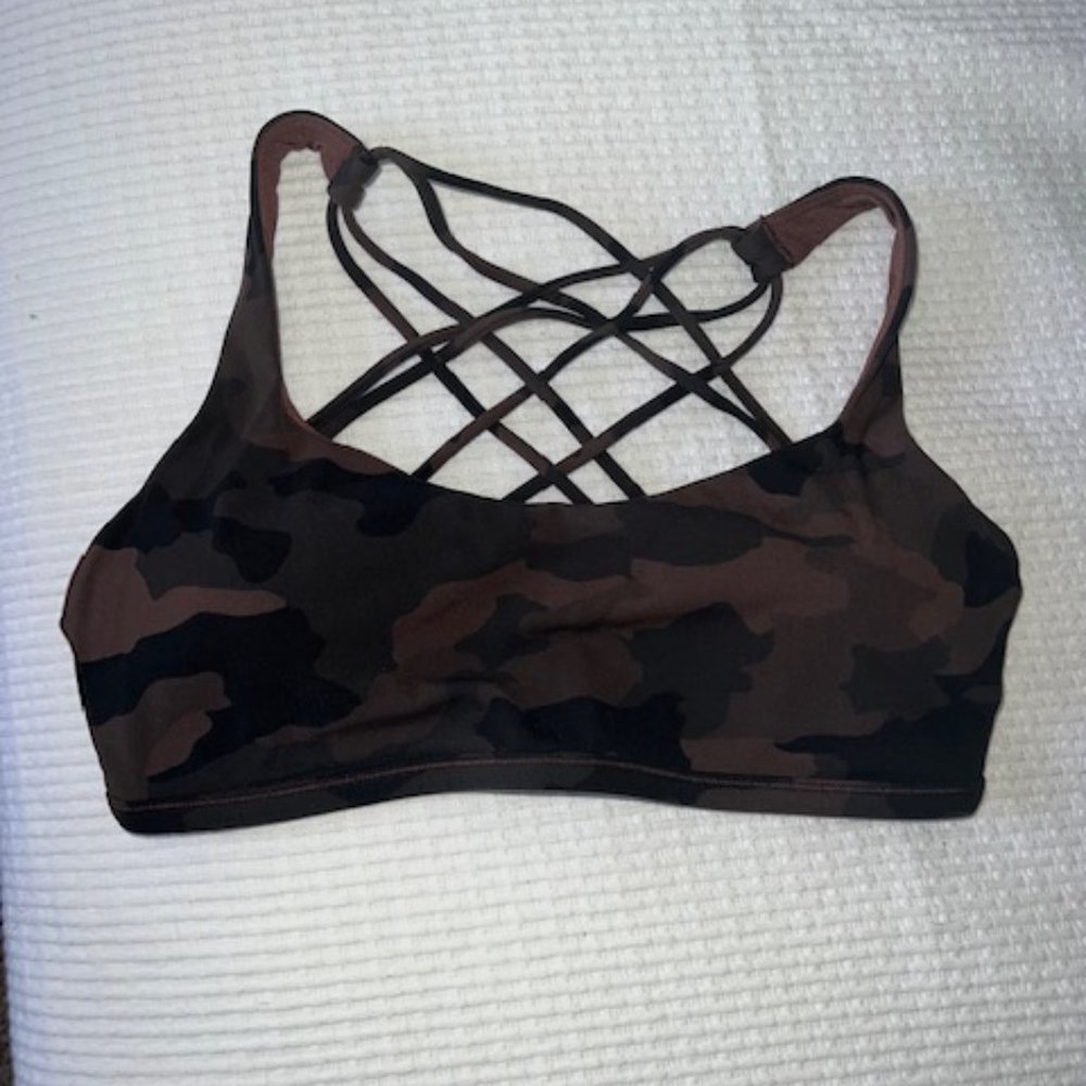 Lululemon Free to Be Wild Sports Bra - Size 8